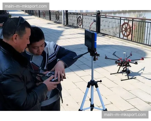 无人机与机器人摄像机位普及,提供颠覆性叙事视角。 无人机与机器人摄像机位普及,提供颠覆性叙事视角。