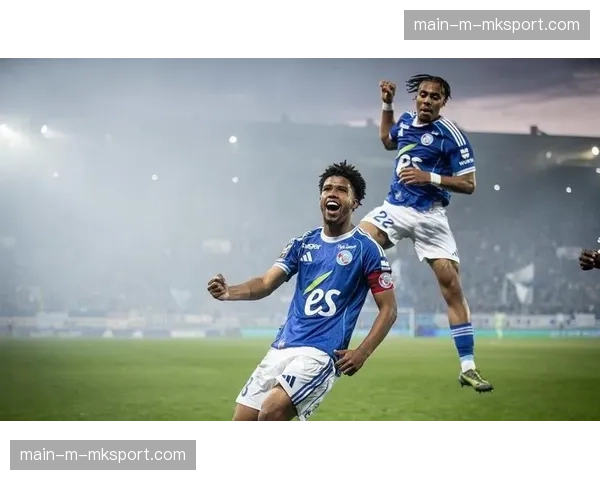 斯特拉斯堡最后时刻连入两球，戏剧性逼平雷恩